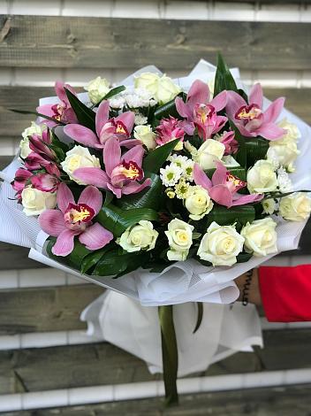 Букет цветов из: Розы и Хризантемы в Шамхал-Термене