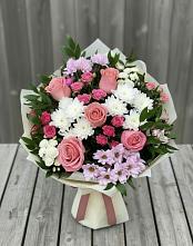 Букет цветов из:  Альстромерии, Гвоздики, Розы и Хризантемы в Шамхал-Термене